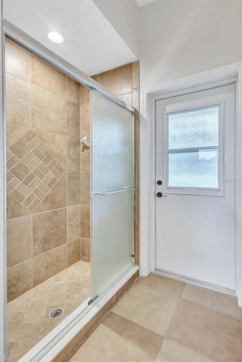 2210 141ST STREET E, Bradenton, FL 34212 2210 141ST STREET E, Bradenton, FL 34212