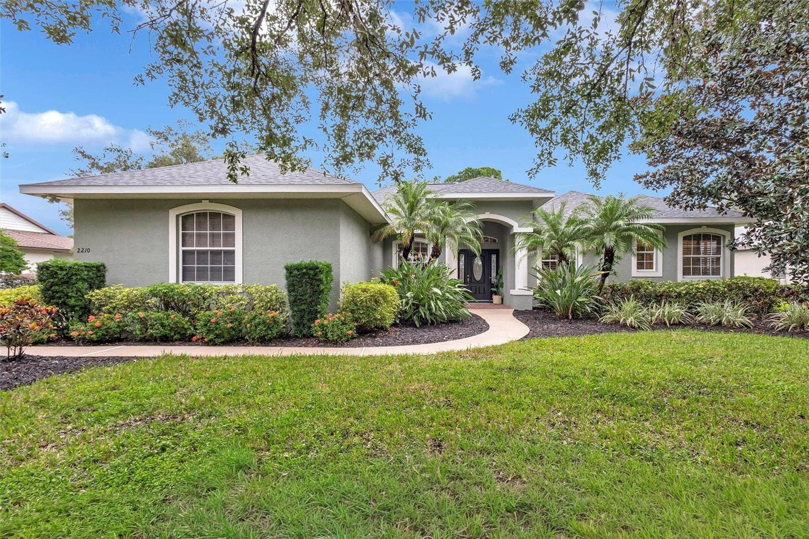2210 141ST STREET E, Bradenton, FL 34212 4 bedrooms 3 bathrooms Plus Den Pool and a 3 car garage!