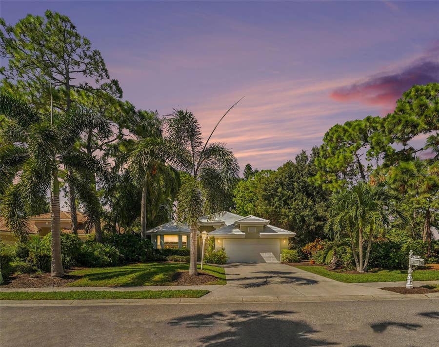 Property photo for 6435 BERKSHIRE PLACE, University Park, FL