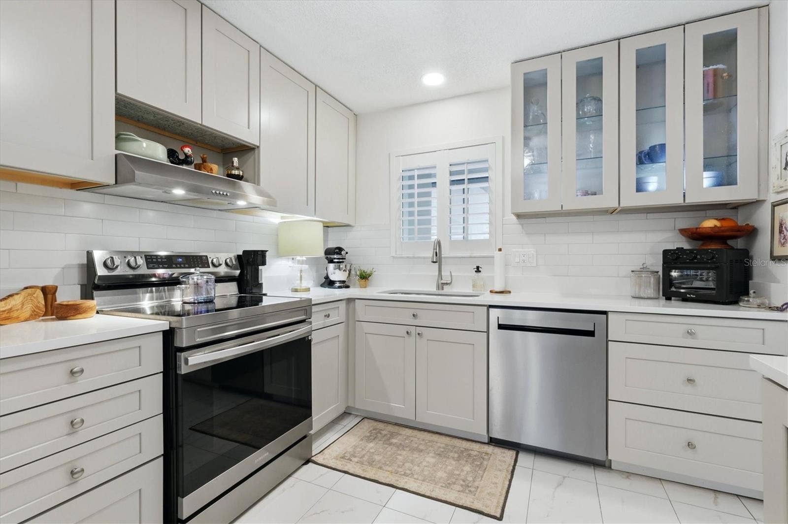 3978 OVERLOOK BEND TERRACE, #25, Sarasota, FL 34232 3978 OVERLOOK BEND TERRACE, #25, Sarasota, FL 34232
