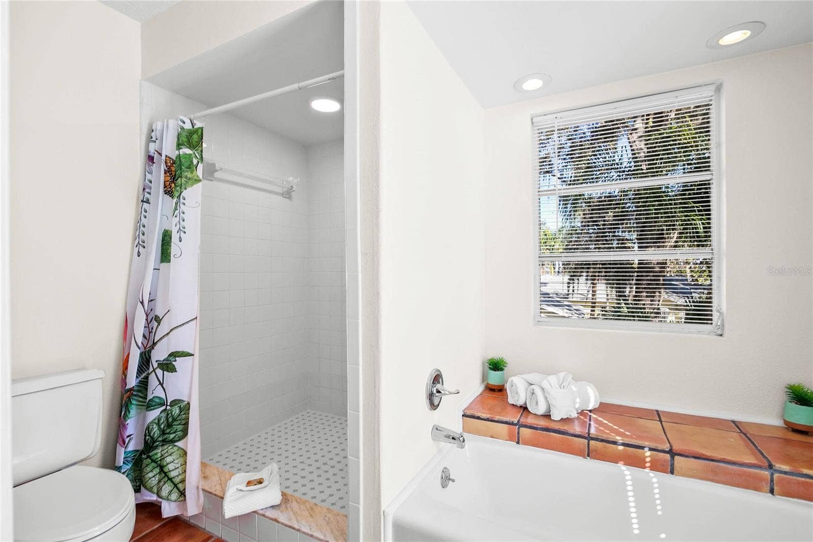 315 29TH STREET NW, Bradenton, FL 34205 315 29TH STREET NW, Bradenton, FL 34205