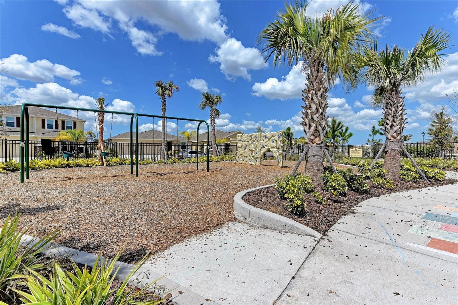 119 BRILLIANT BLOOM COURT, Bradenton, FL 34212 119 BRILLIANT BLOOM COURT, Bradenton, FL 34212