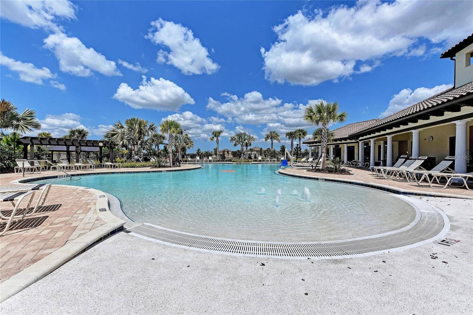 119 BRILLIANT BLOOM COURT, Bradenton, FL 34212 119 BRILLIANT BLOOM COURT, Bradenton, FL 34212