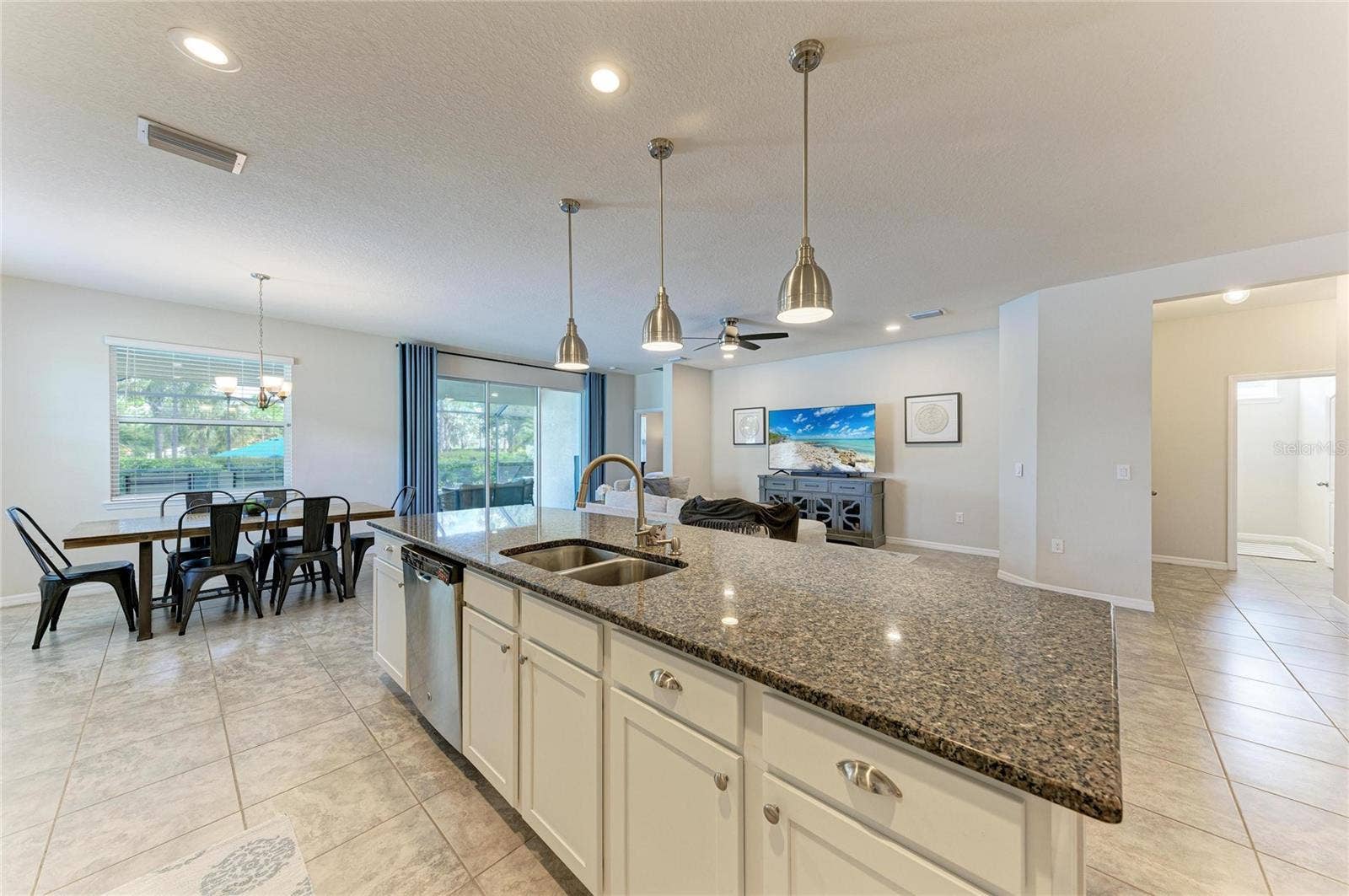 119 BRILLIANT BLOOM COURT, Bradenton, FL 34212 119 BRILLIANT BLOOM COURT, Bradenton, FL 34212