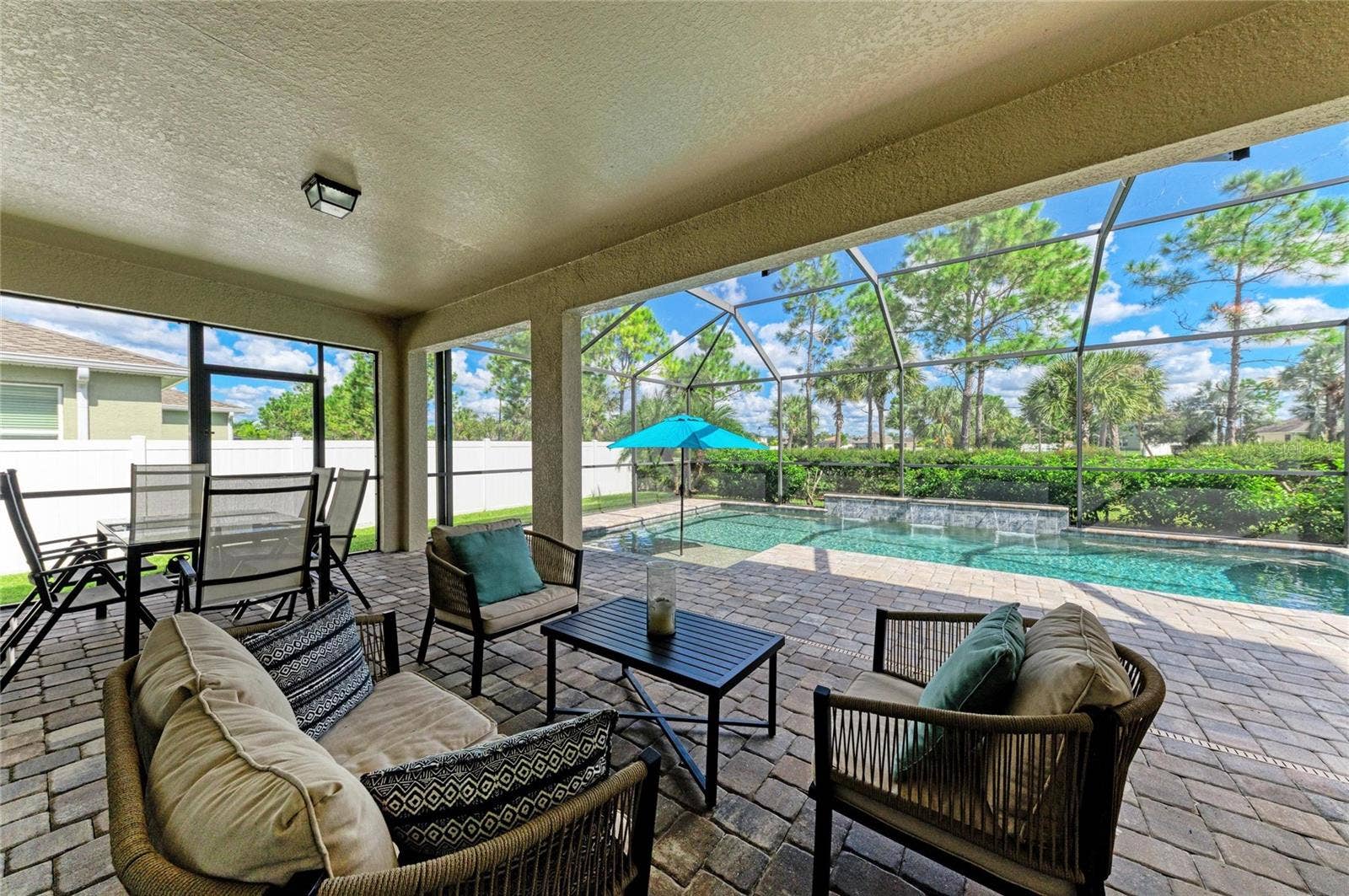 119 BRILLIANT BLOOM COURT, Bradenton, FL 34212 119 BRILLIANT BLOOM COURT, Bradenton, FL 34212