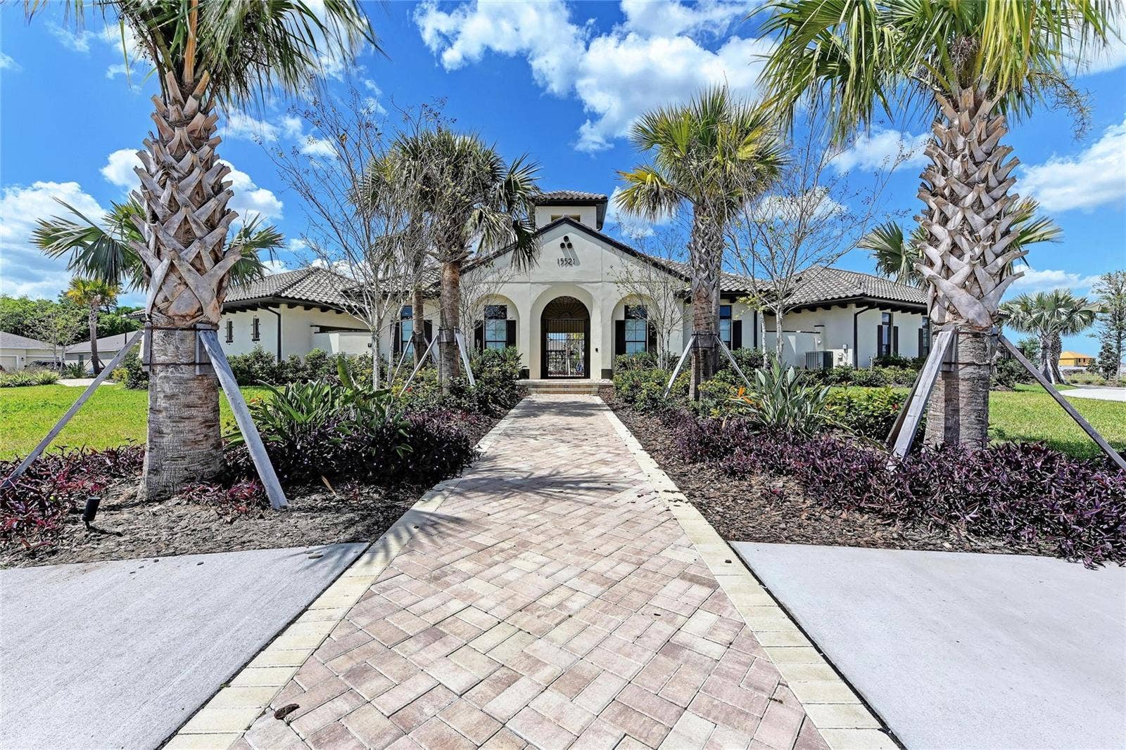 119 BRILLIANT BLOOM COURT, Bradenton, FL 34212 119 BRILLIANT BLOOM COURT, Bradenton, FL 34212