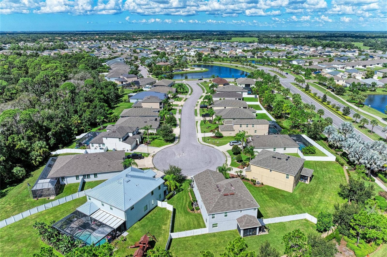 119 BRILLIANT BLOOM COURT, Bradenton, FL 34212 119 BRILLIANT BLOOM COURT, Bradenton, FL 34212