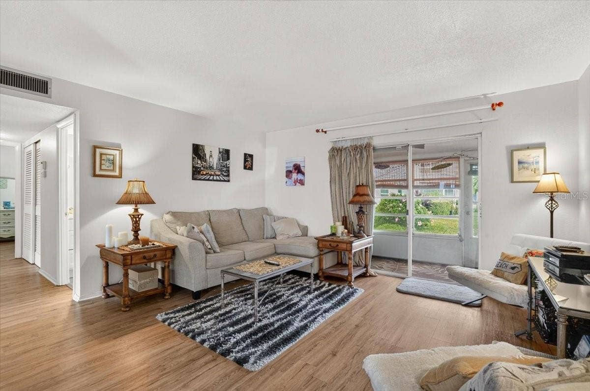 5883 GARDEN LANE, #H1, Bradenton, FL 34207