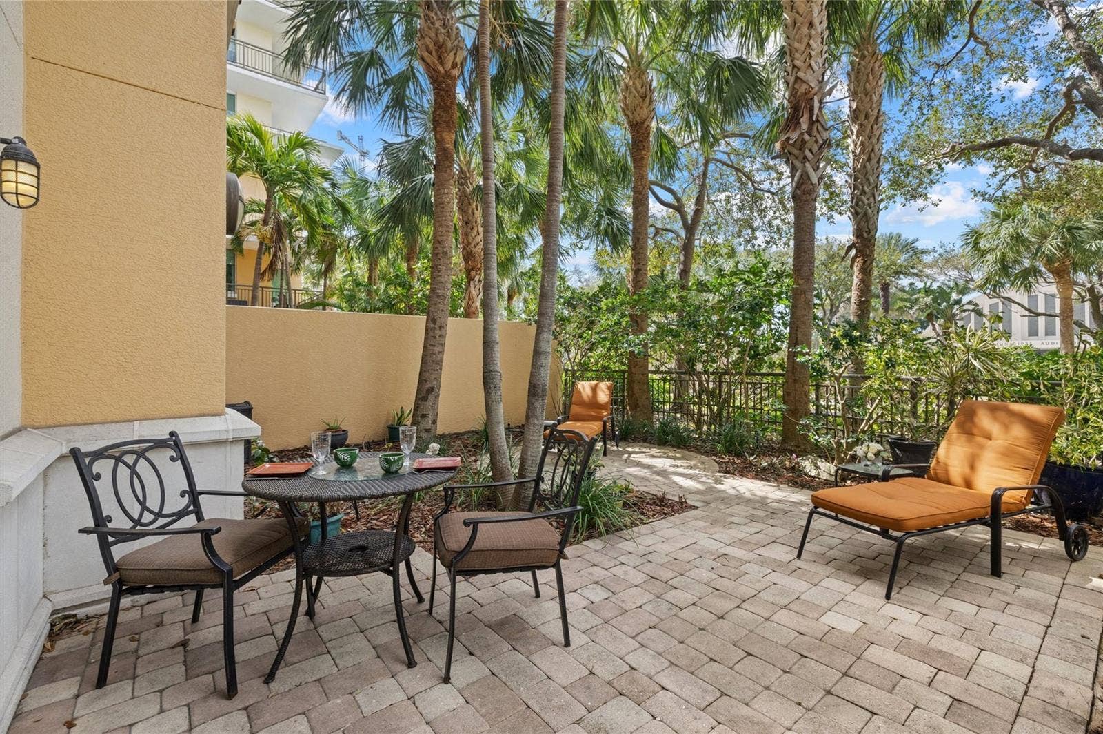 800 N TAMIAMI TRAIL, #103, Sarasota, FL 34236