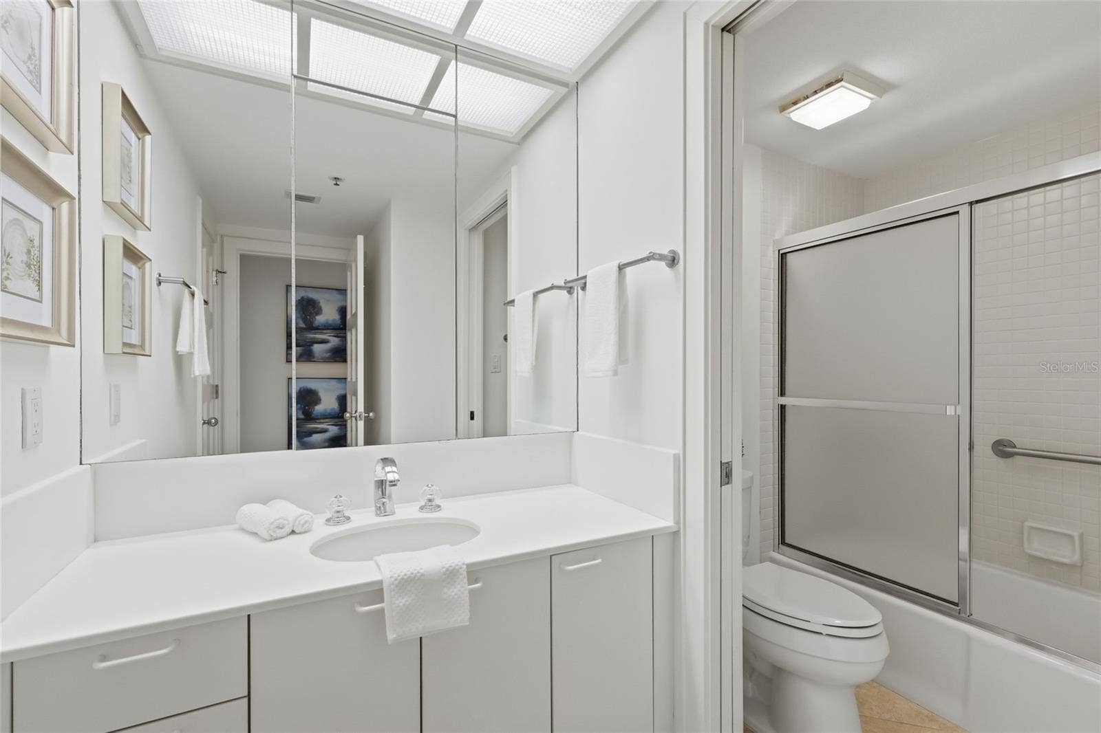 2550 HARBOURSIDE DRIVE, #333, Longboat Key, FL 34228 2550 HARBOURSIDE DRIVE, #333, Longboat Key, FL 34228