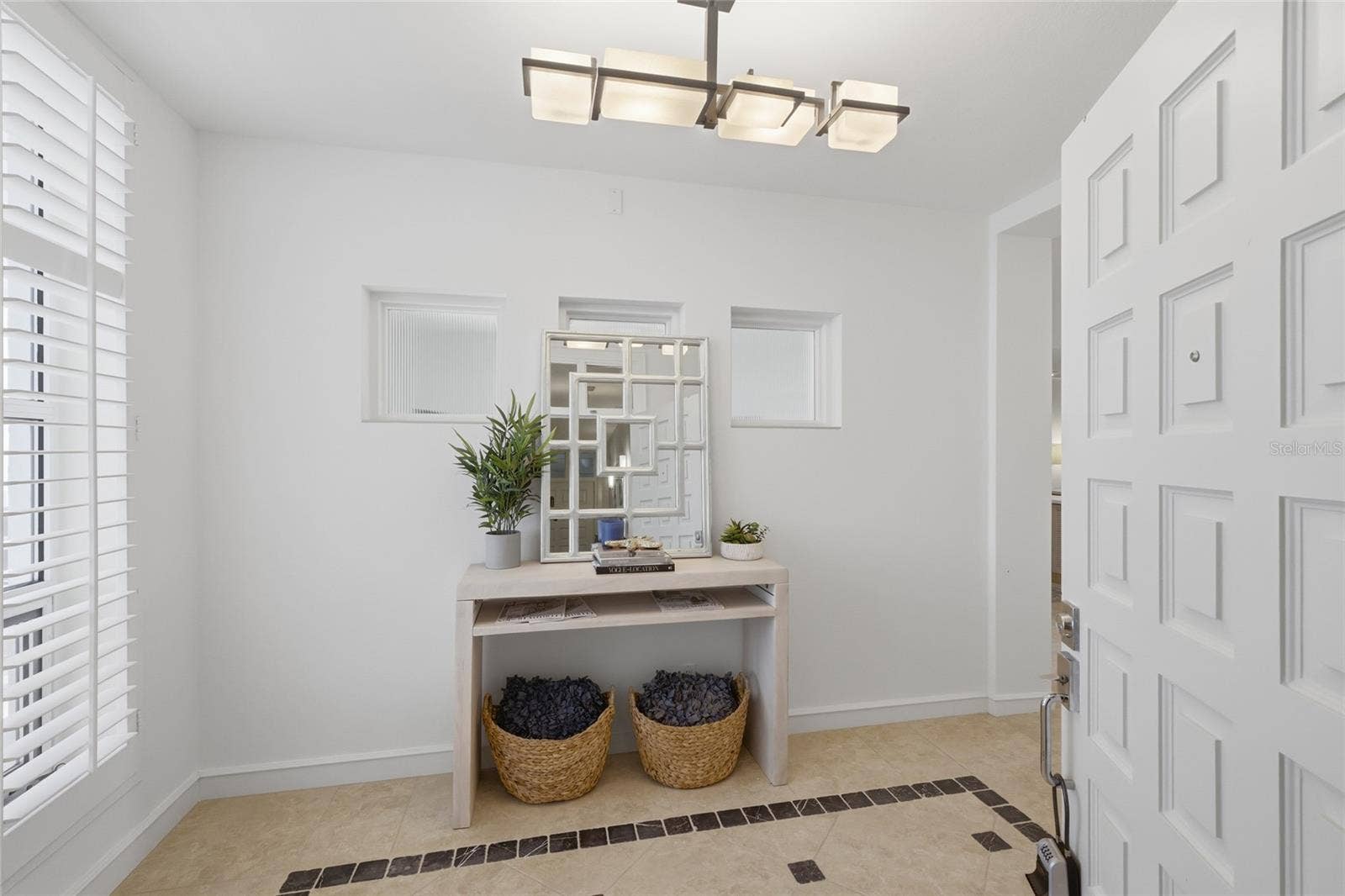 2550 HARBOURSIDE DRIVE, #333, Longboat Key, FL 34228 2550 HARBOURSIDE DRIVE, #333, Longboat Key, FL 34228