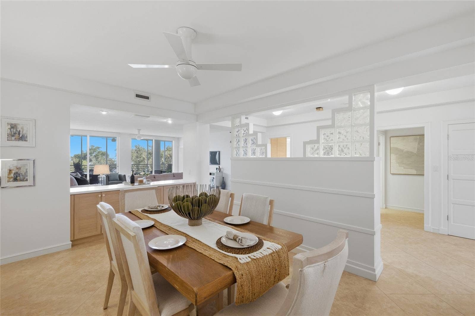 2550 HARBOURSIDE DRIVE, #333, Longboat Key, FL 34228 2550 HARBOURSIDE DRIVE, #333, Longboat Key, FL 34228