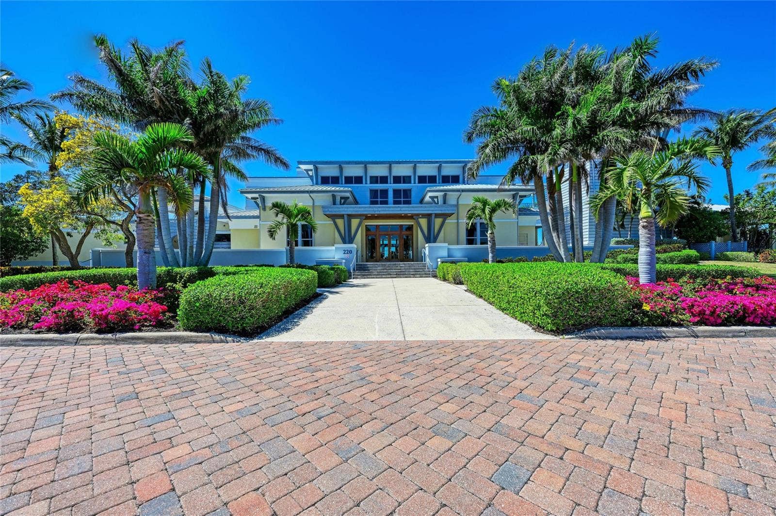 280 SAINT LUCIA DRIVE, #202, Bradenton, FL 34209 280 SAINT LUCIA DRIVE, #202, Bradenton, FL 34209
