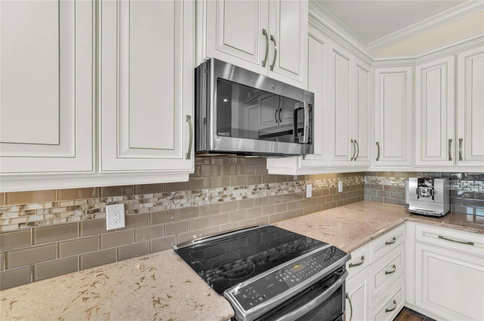 280 SAINT LUCIA DRIVE, #202, Bradenton, FL 34209 280 SAINT LUCIA DRIVE, #202, Bradenton, FL 34209