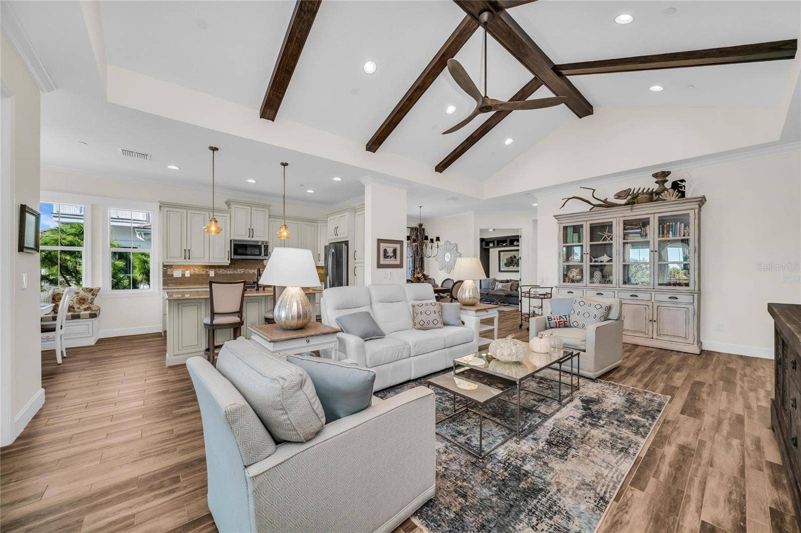 280 SAINT LUCIA DRIVE, #202, Bradenton, FL 34209 280 SAINT LUCIA DRIVE, #202, Bradenton, FL 34209