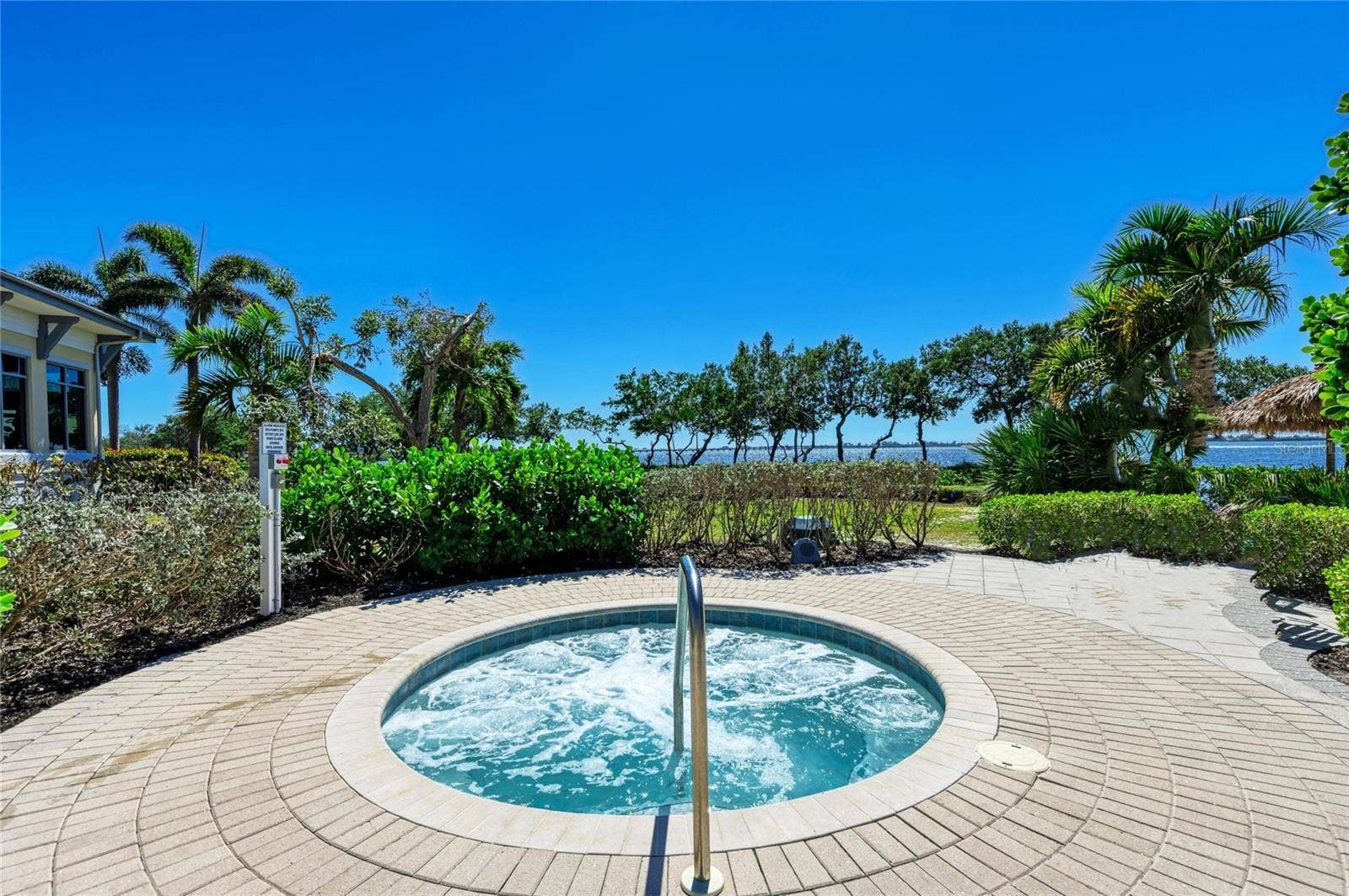 280 SAINT LUCIA DRIVE, #202, Bradenton, FL 34209 280 SAINT LUCIA DRIVE, #202, Bradenton, FL 34209