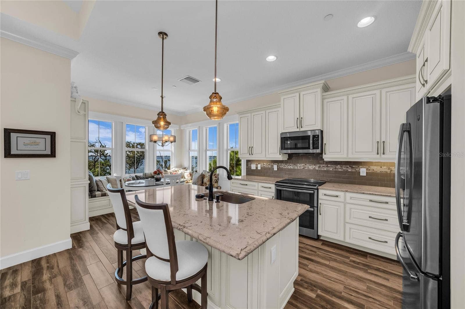 280 SAINT LUCIA DRIVE, #202, Bradenton, FL 34209 280 SAINT LUCIA DRIVE, #202, Bradenton, FL 34209