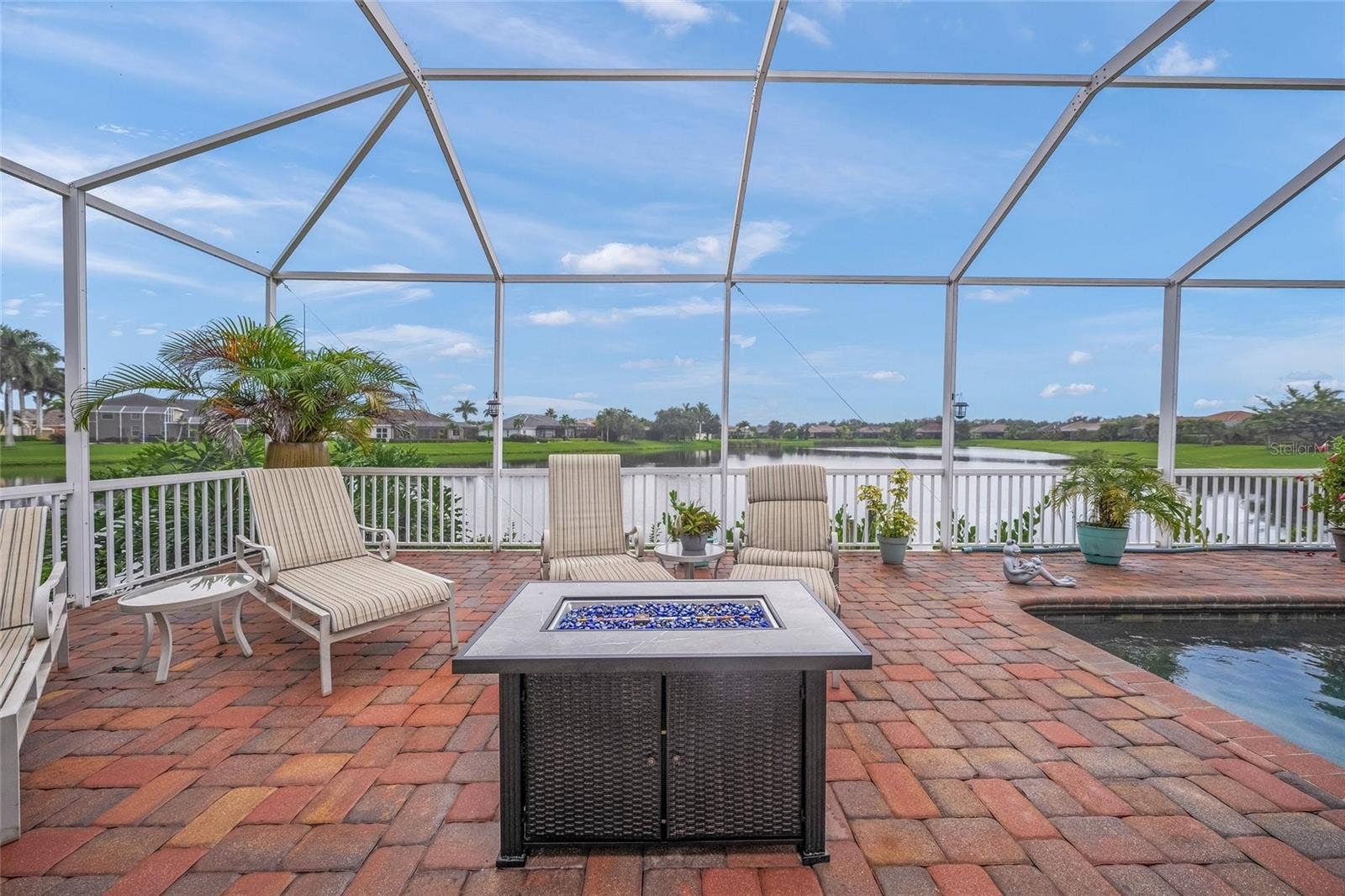 2889 GRAZELAND DRIVE, Sarasota, FL 34240 2889 GRAZELAND DRIVE, Sarasota, FL 34240