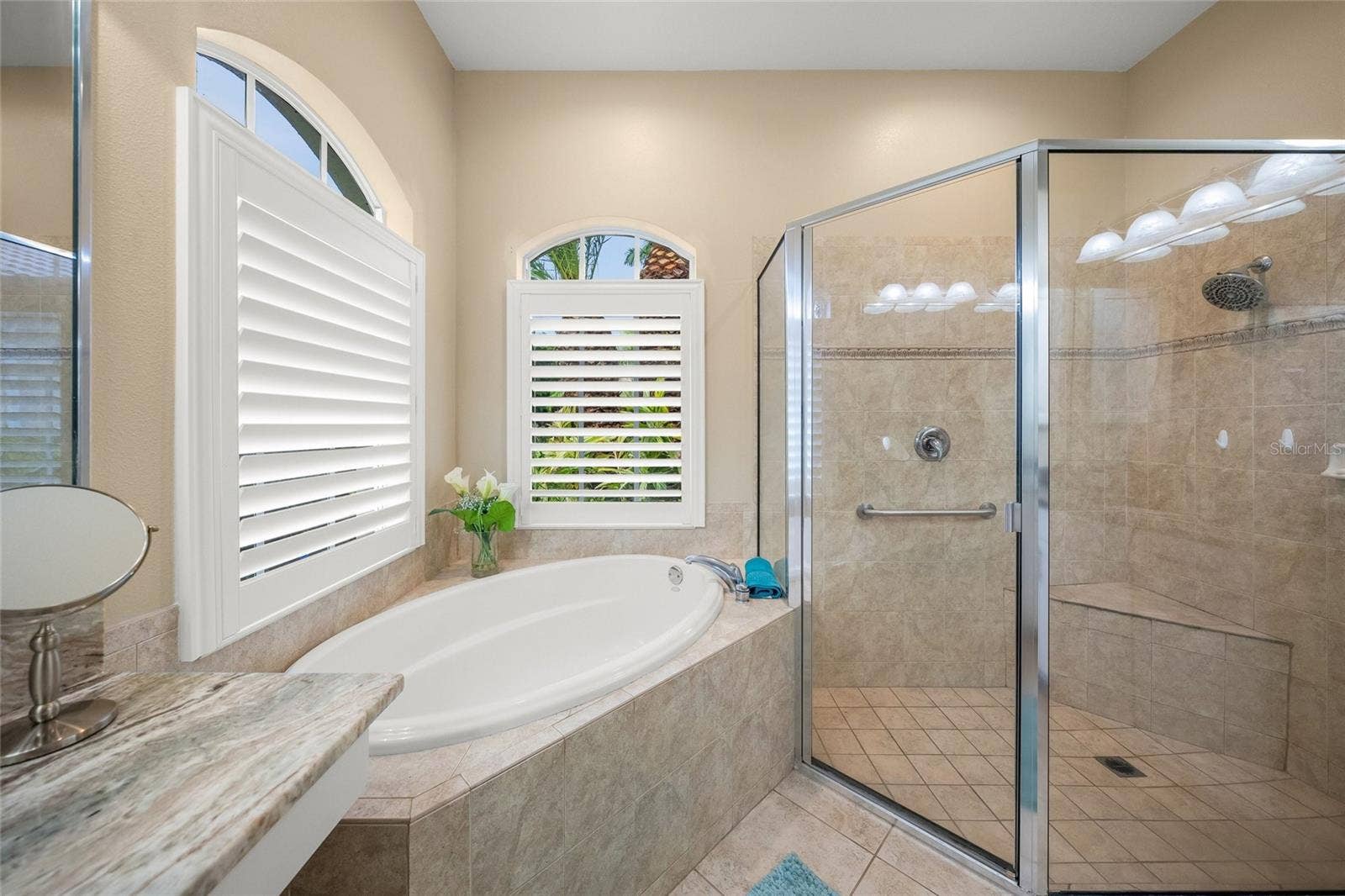 2889 GRAZELAND DRIVE, Sarasota, FL 34240 2889 GRAZELAND DRIVE, Sarasota, FL 34240