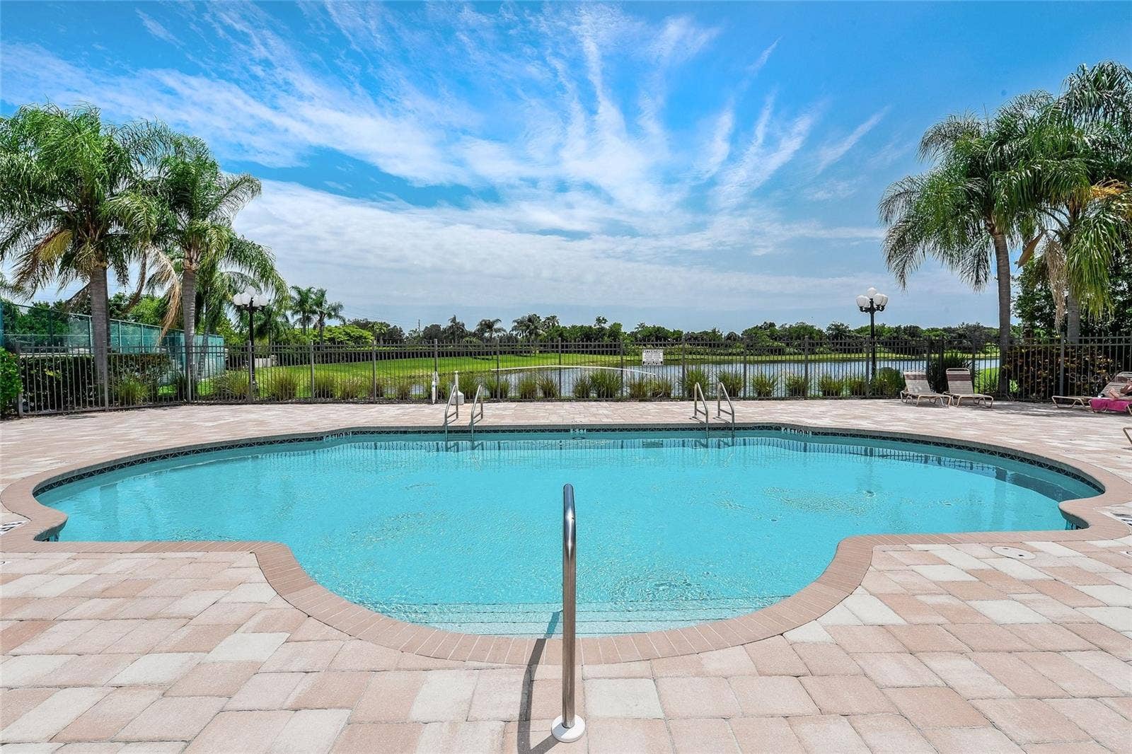 2889 GRAZELAND DRIVE, Sarasota, FL 34240 2889 GRAZELAND DRIVE, Sarasota, FL 34240