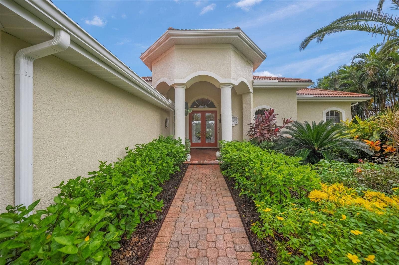 2889 GRAZELAND DRIVE, Sarasota, FL 34240 2889 GRAZELAND DRIVE, Sarasota, FL 34240