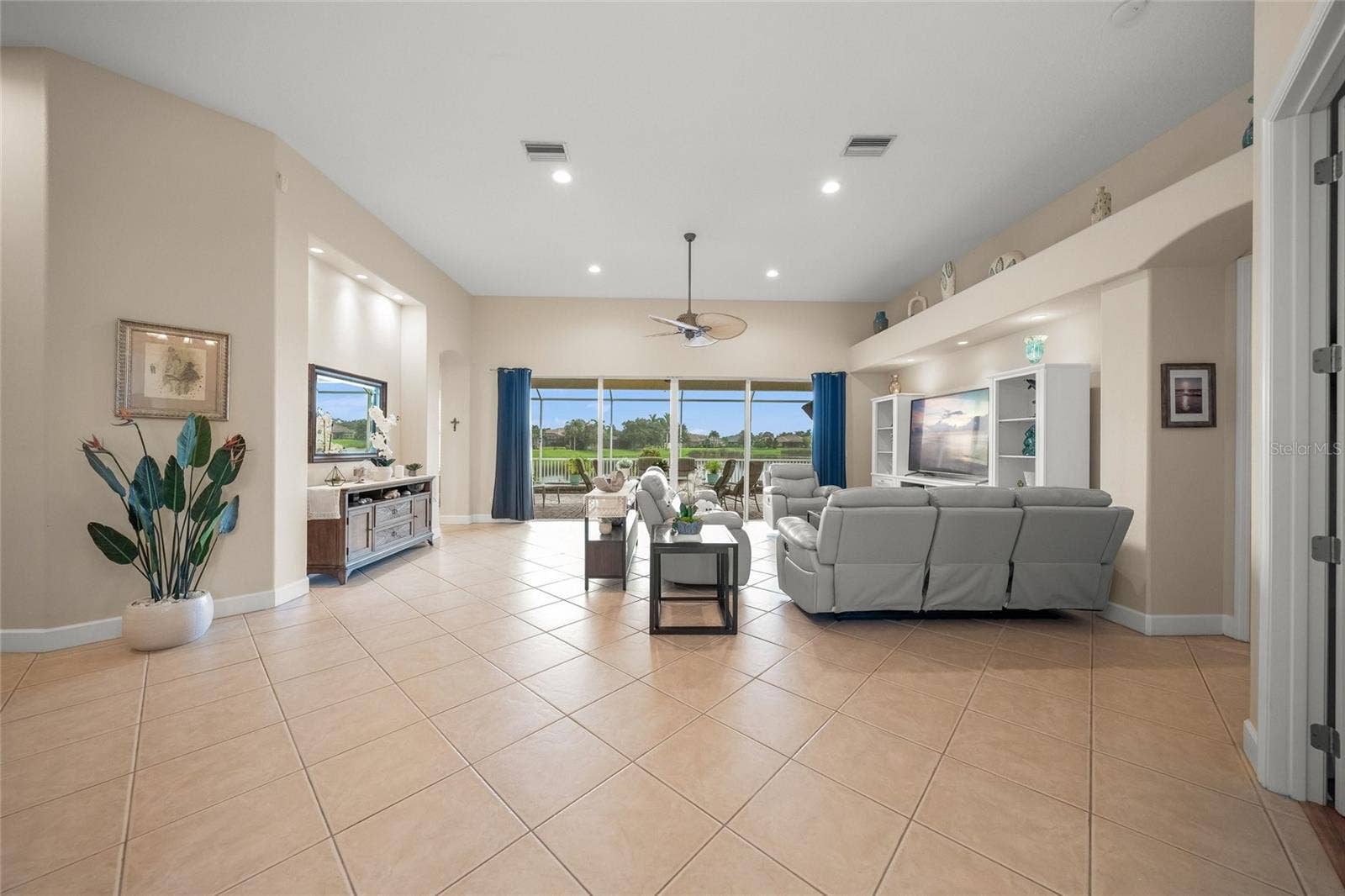 2889 GRAZELAND DRIVE, Sarasota, FL 34240 2889 GRAZELAND DRIVE, Sarasota, FL 34240