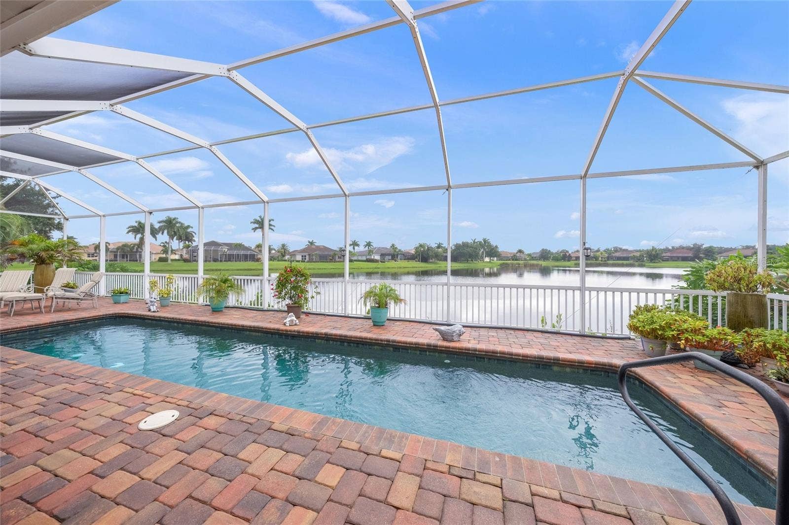2889 GRAZELAND DRIVE, Sarasota, FL 34240 2889 GRAZELAND DRIVE, Sarasota, FL 34240