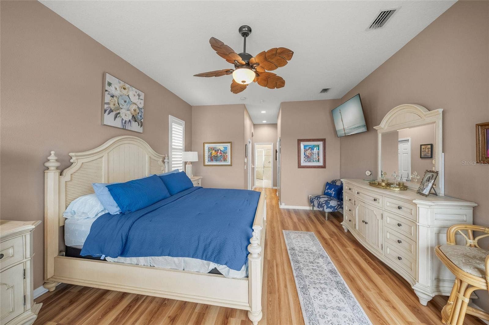 2889 GRAZELAND DRIVE, Sarasota, FL 34240 2889 GRAZELAND DRIVE, Sarasota, FL 34240