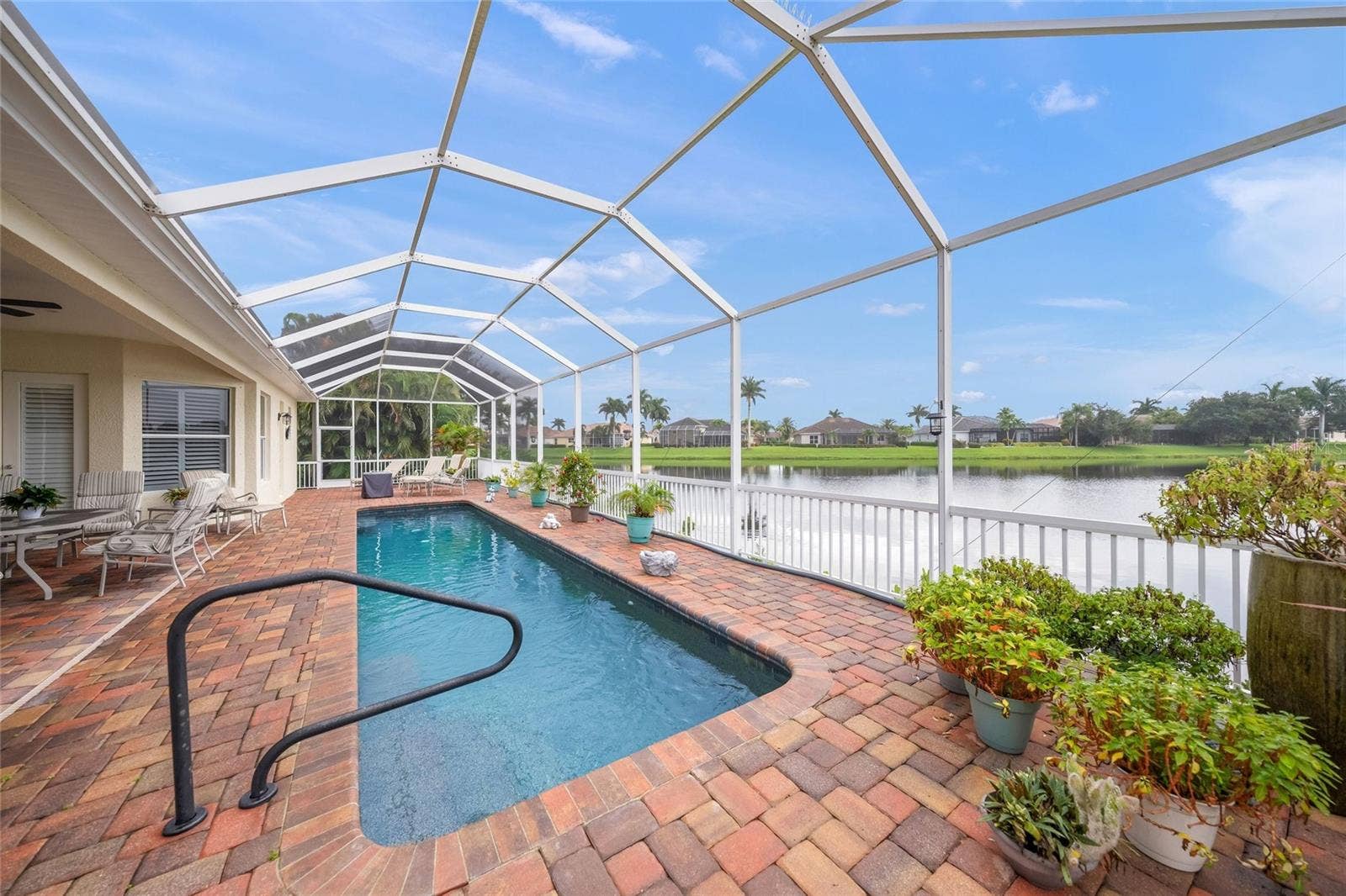2889 GRAZELAND DRIVE, Sarasota, FL 34240 2889 GRAZELAND DRIVE, Sarasota, FL 34240