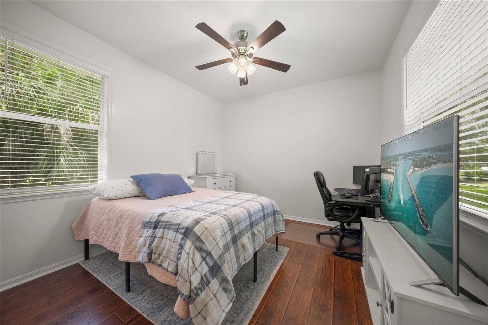 4749 ACORN CIRCLE, Sarasota, FL 34233
