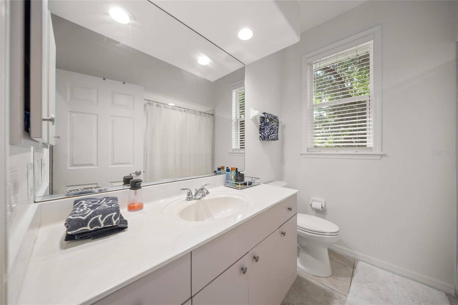 4749 ACORN CIRCLE, Sarasota, FL 34233