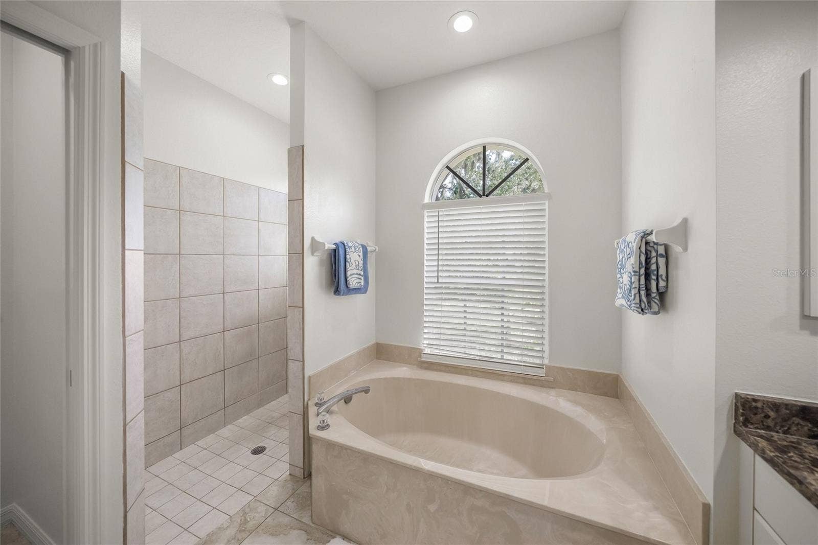 4749 ACORN CIRCLE, Sarasota, FL 34233