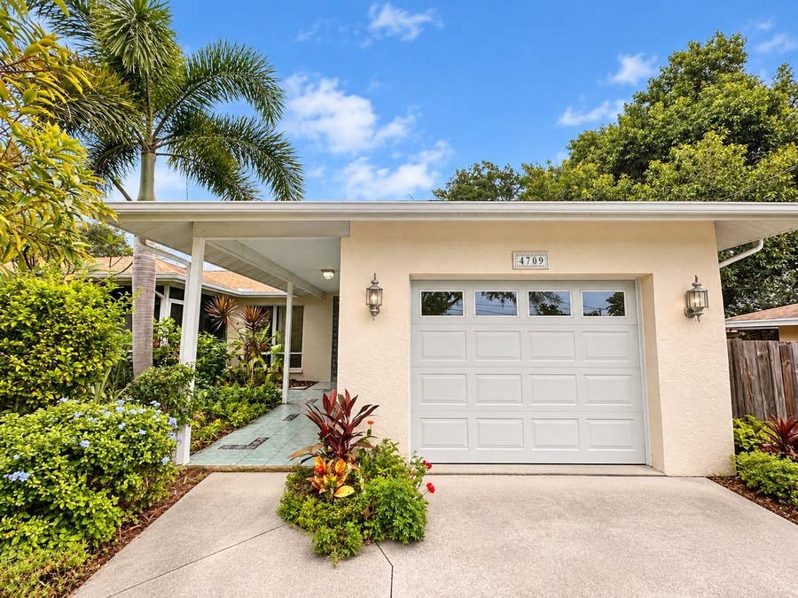 Property photo for 4709 BROOKSDALE DRIVE, Sarasota, FL