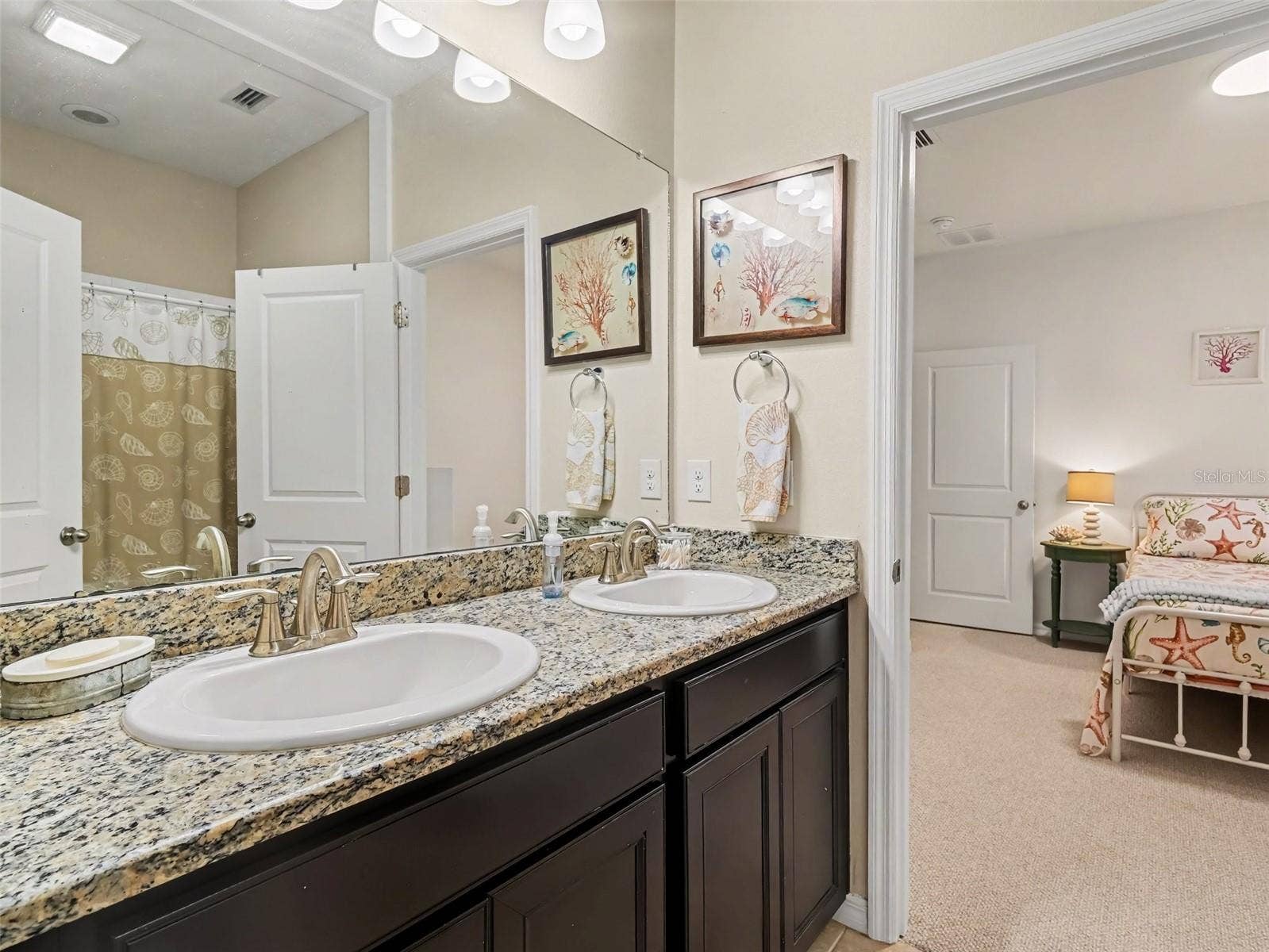 6466 DEVESTA LOOP, Palmetto, FL 34221 6466 DEVESTA LOOP, Palmetto, FL 34221