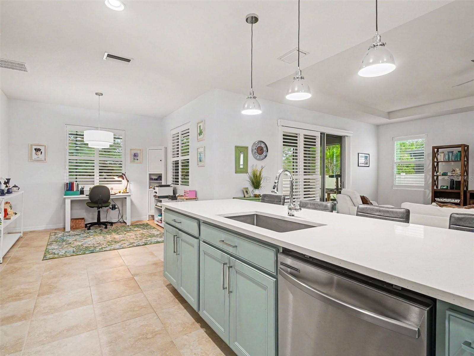 6466 DEVESTA LOOP, Palmetto, FL 34221 6466 DEVESTA LOOP, Palmetto, FL 34221