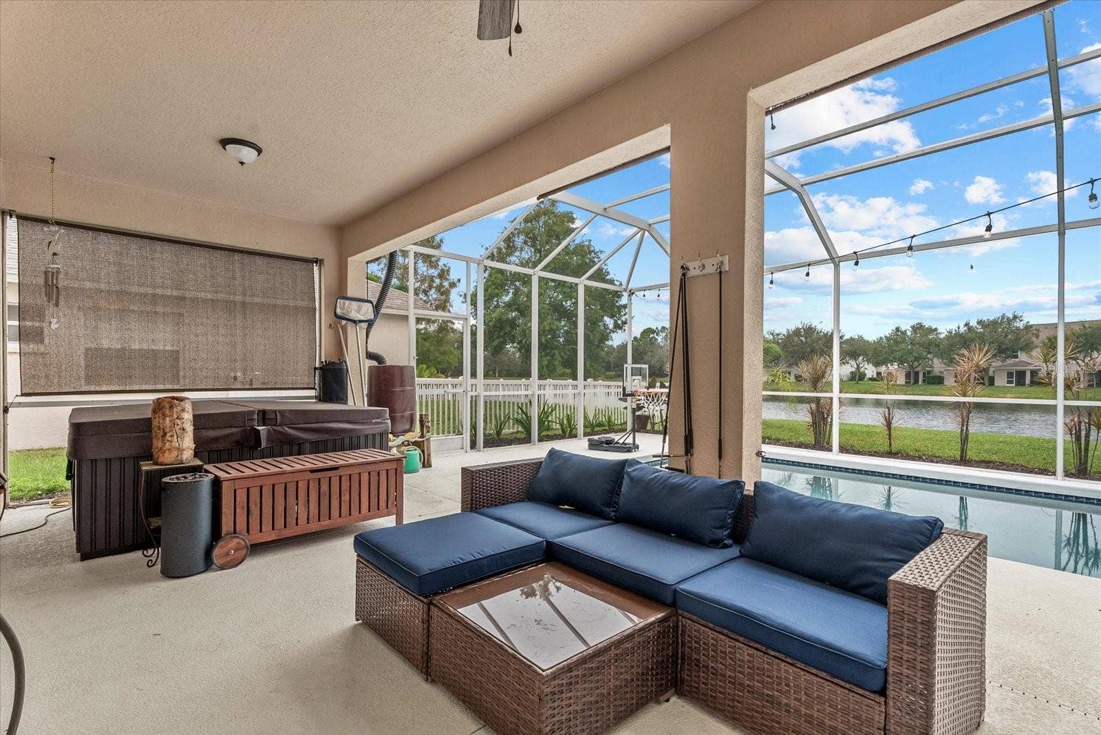 15302 SEAROBBIN DRIVE, Lakewood Ranch, FL 34202