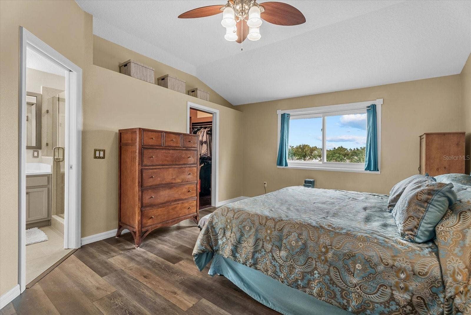 15302 SEAROBBIN DRIVE, Lakewood Ranch, FL 34202