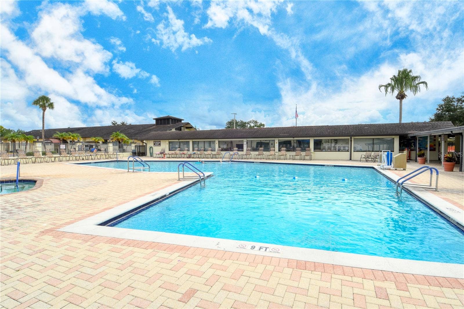 1604 ALEXANDER CROSSING WAY, Sun City Center, FL 33573 Outdoor Pool