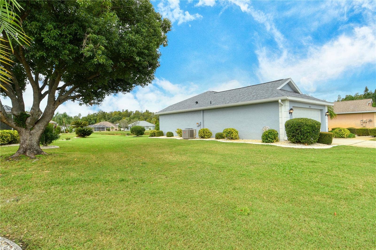 1604 ALEXANDER CROSSING WAY, Sun City Center, FL 33573 Front of Property