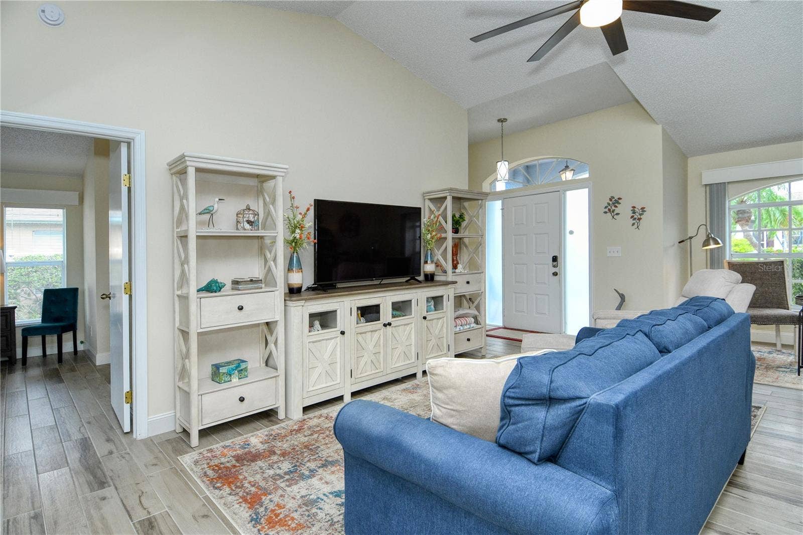 1604 ALEXANDER CROSSING WAY, Sun City Center, FL 33573 Living Room