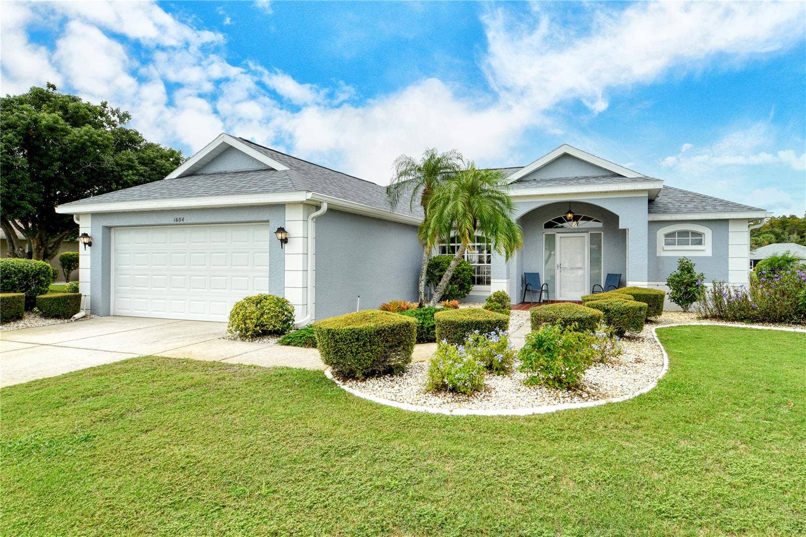 1604 ALEXANDER CROSSING WAY, Sun City Center, FL 33573 Front of Property