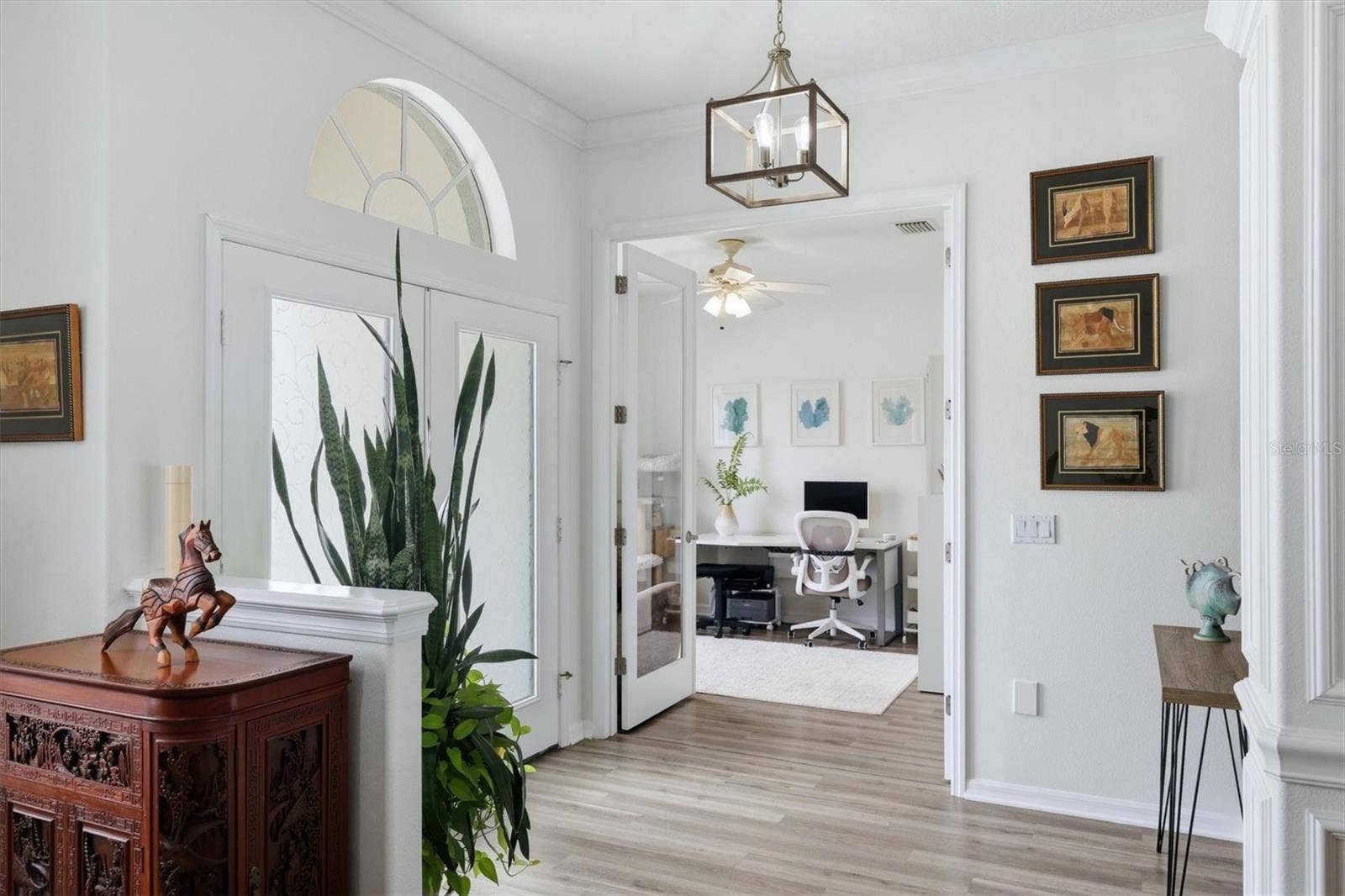 Foyer entry