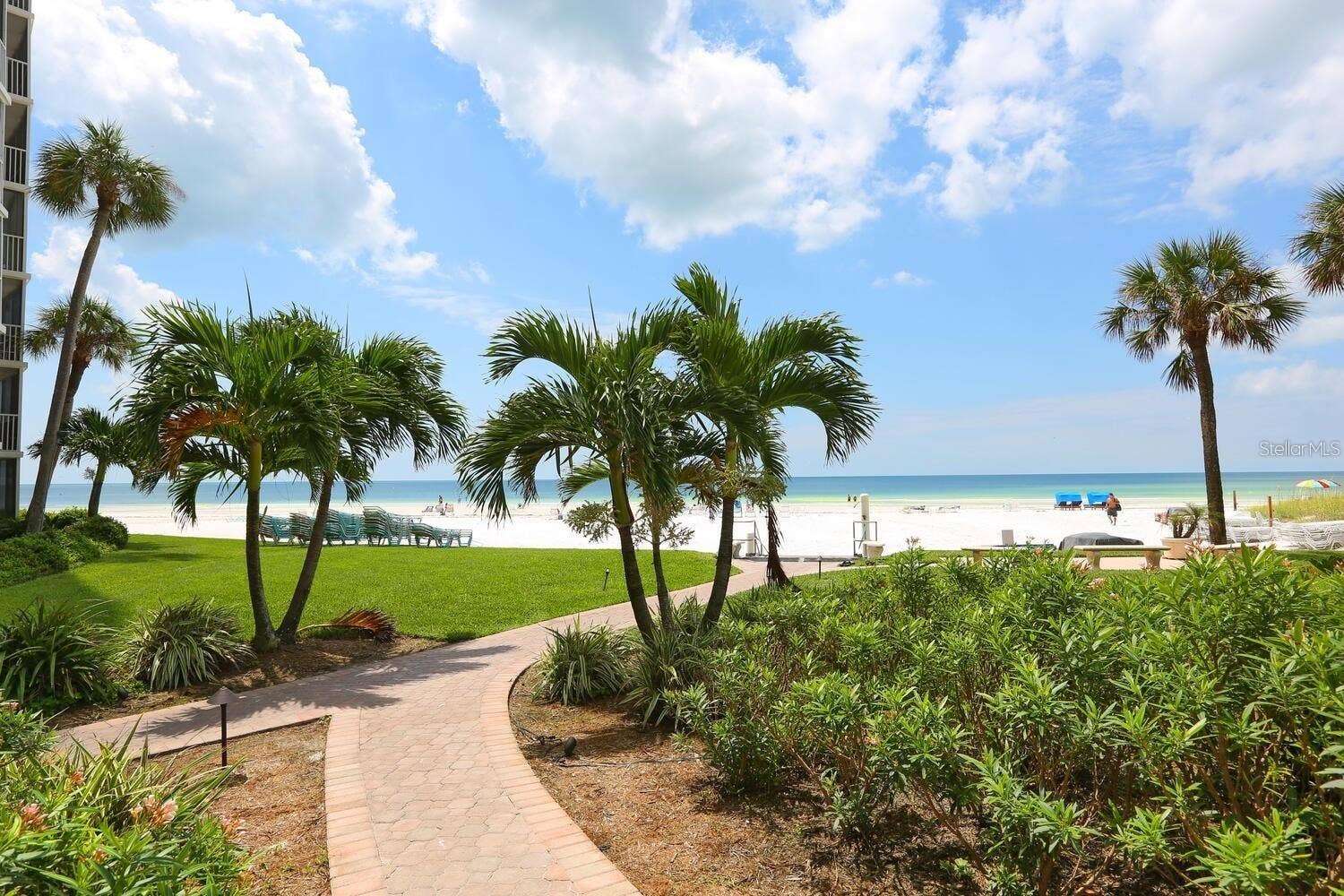1250 N PORTOFINO DRIVE, #304, Sarasota, FL 34242 1250 N PORTOFINO DRIVE, #304, Sarasota, FL 34242