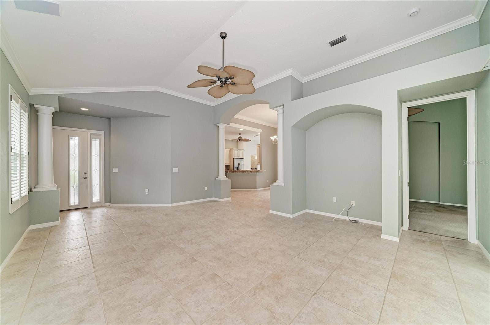 7816 HERITAGE CLASSIC COURT, Lakewood Ranch, FL 34202 Living Room Area