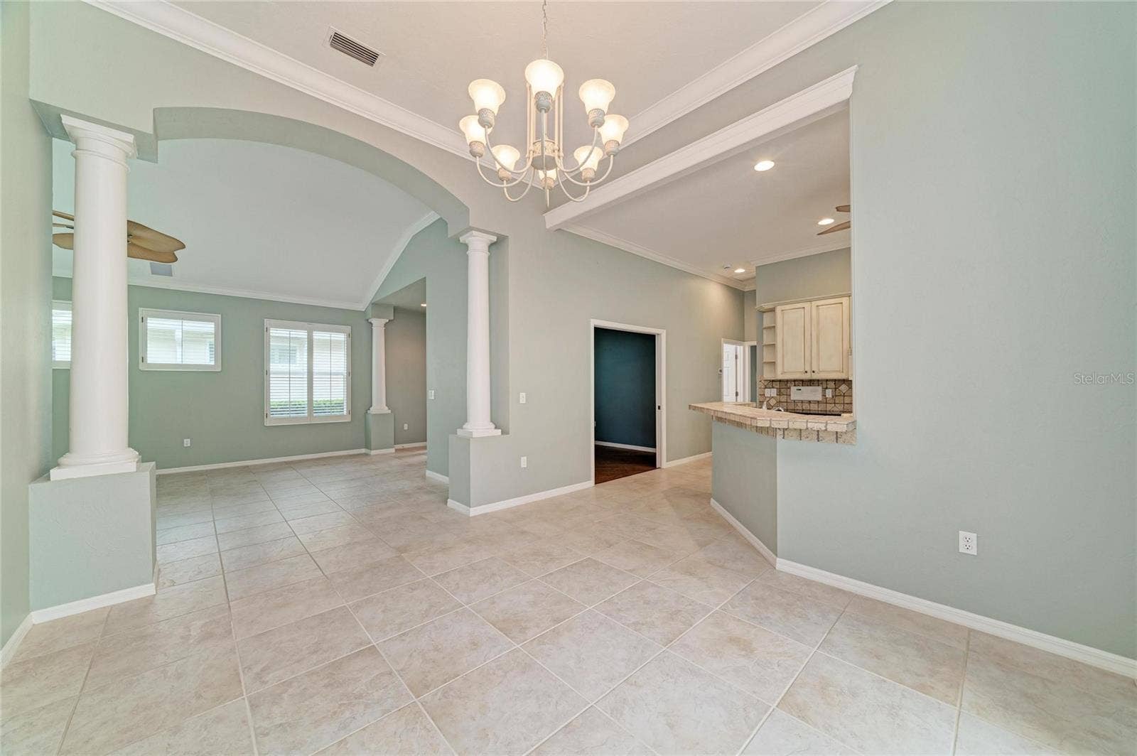 7816 HERITAGE CLASSIC COURT, Lakewood Ranch, FL 34202 Dining Room & Kitchen