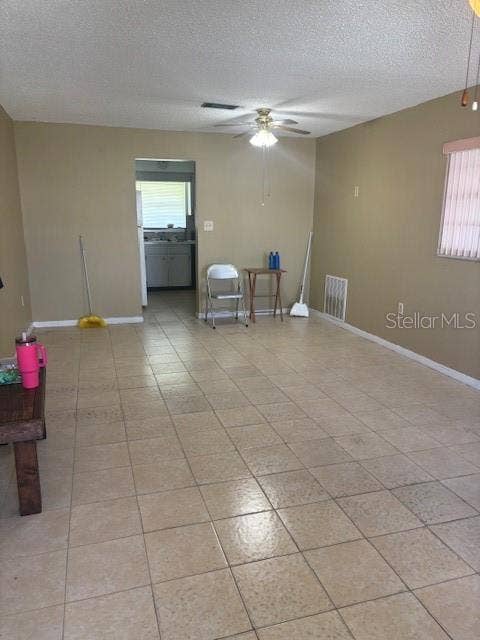 Living room/dining combo