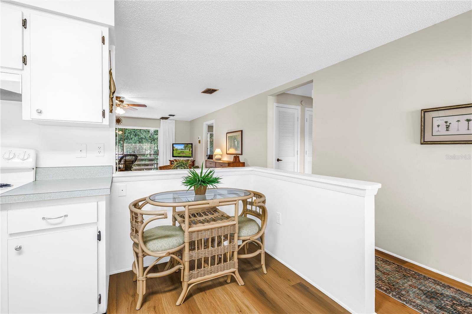 4435 NARRAGANSET TRAIL, #66A, Sarasota, FL 34233 Eat-In-Kitchen