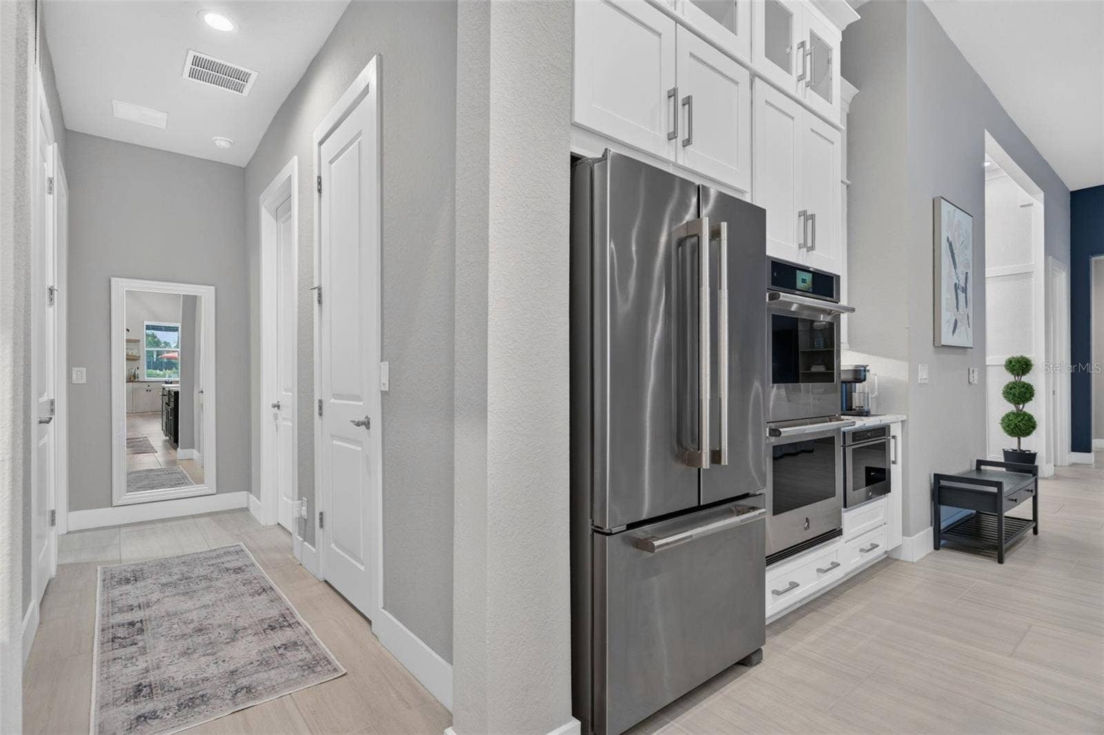 Kitchen Hallway Connection