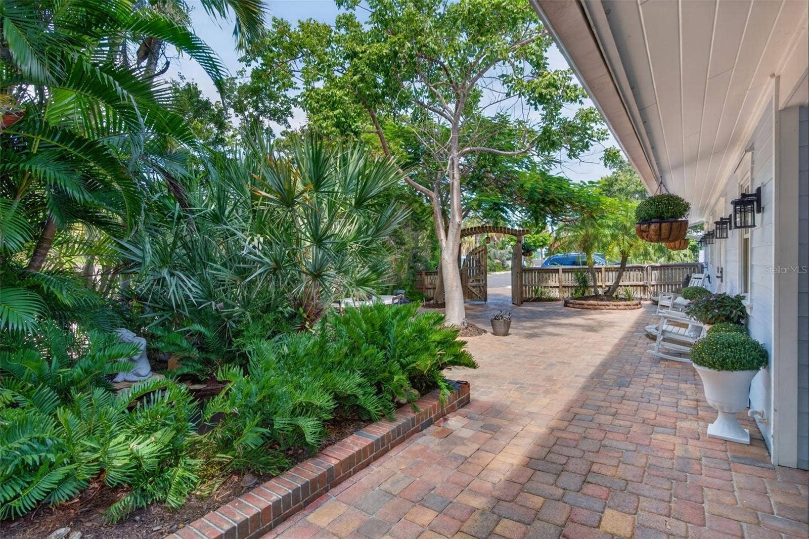 511 SOUTH DRIVE, Anna Maria, FL 34216 511 SOUTH DRIVE, Anna Maria, FL 34216