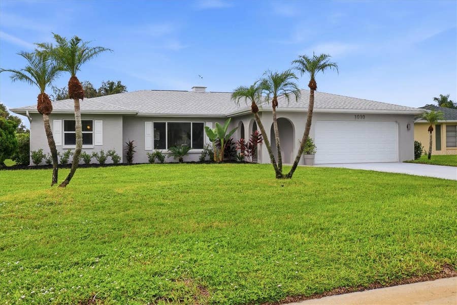 Property photo for 1010 MALIBU COURT, Venice, FL